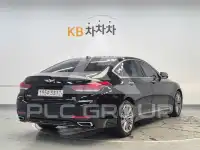 2017 Genesis G80