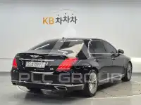 2016 Genesis G90