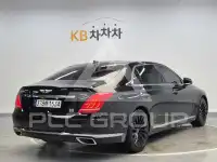 2016 Genesis G90