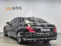 2016 Genesis G90