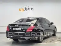 2016 Genesis G90