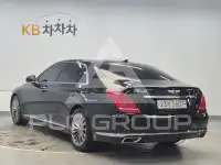 2016 Genesis G90