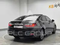 2016 Lexus ES