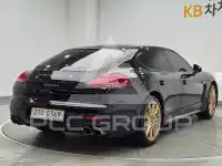 2016 Porsche Panamera