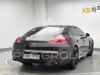 2016 Porsche Panamera