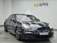 2016 Porsche Panamera
