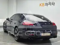 2016 Porsche Panamera