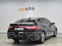 2017 Hyundai Grandeur