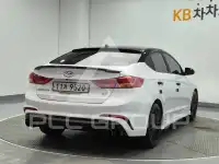 2017 Hyundai Avante