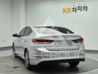 2017 Hyundai Avante