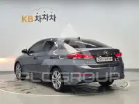 2017 Hyundai Avante