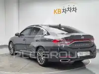 2017 Hyundai Grandeur