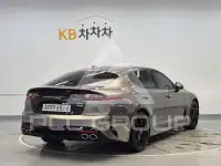 2018 KIA Stinger