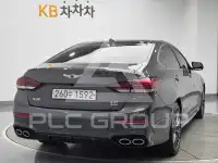2017 Genesis G80