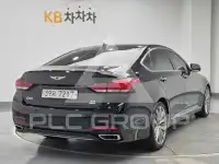 2017 Genesis G80