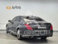 2018 Genesis G90