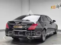 2018 Genesis G90