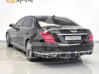 2018 Genesis G90