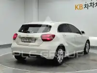 2017 Mercedes Benz A