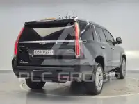 2017 Cadillac ESCALADE