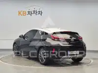 2018 Hyundai Veloster