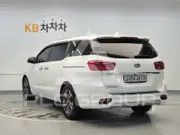 2019 KIA Carnival