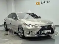 2019 Lexus ES