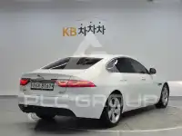2018 Jaguar XF