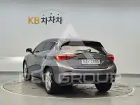 2019 Infinity Q30