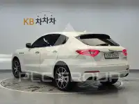 2017 Maserati LEVANTE