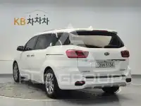 2020 KIA Carnival