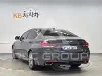 2020 Genesis G80