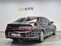 2019 Genesis G90