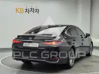 2019 Lexus ES