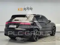 2019 Porsche CAYENNE