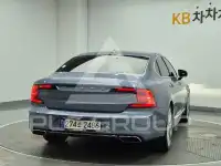 2019 Volvo S90