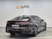 2021 KIA Stinger