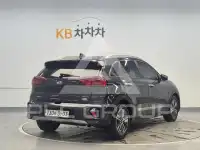 2020 KIA Niro