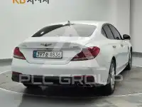 2020 Genesis G70