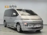 2022 Hyundai Staria