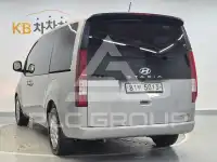 2022 Hyundai Staria