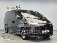 2022 Hyundai Staria
