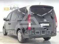 2022 Hyundai Staria