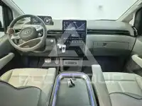 2022 Hyundai Staria