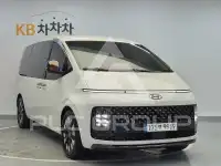 2022 Hyundai Staria