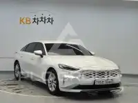 2022 KIA K8