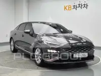 2022 KIA K8