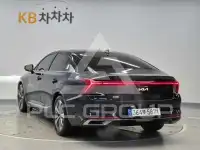2022 KIA K8
