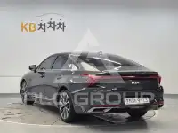2022 KIA K8
