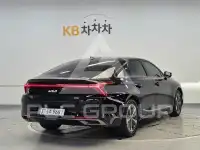 2022 KIA K8